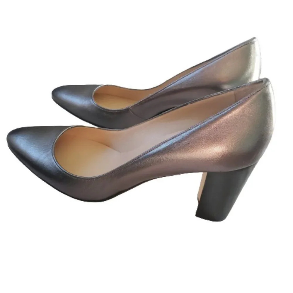 Manolo Blahnik Women Brown Suede Slip-on Dress Pumps Heel Size 38
